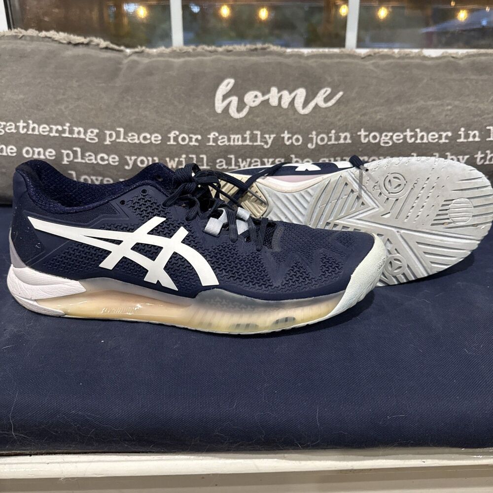 Women’s Asics Gel Revolution 8 Size 9.5 Navy